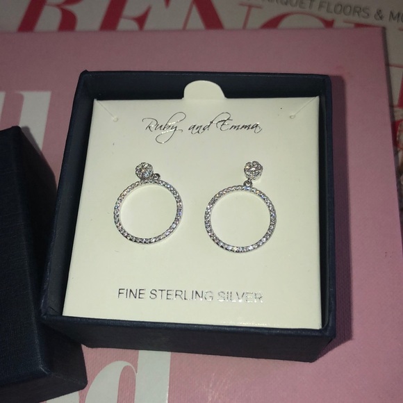 Ruby and Emma Sterling silver earrings - Picture 4 of 5